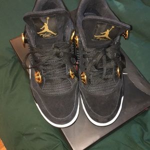 Air Jordan Retro 4